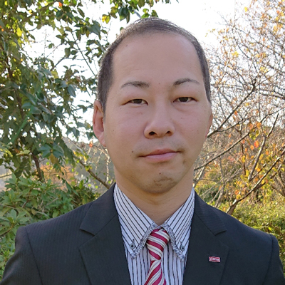 岩室　篤志